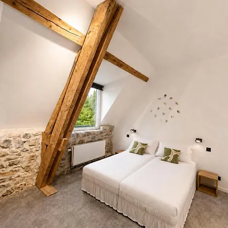 Chateau La *
